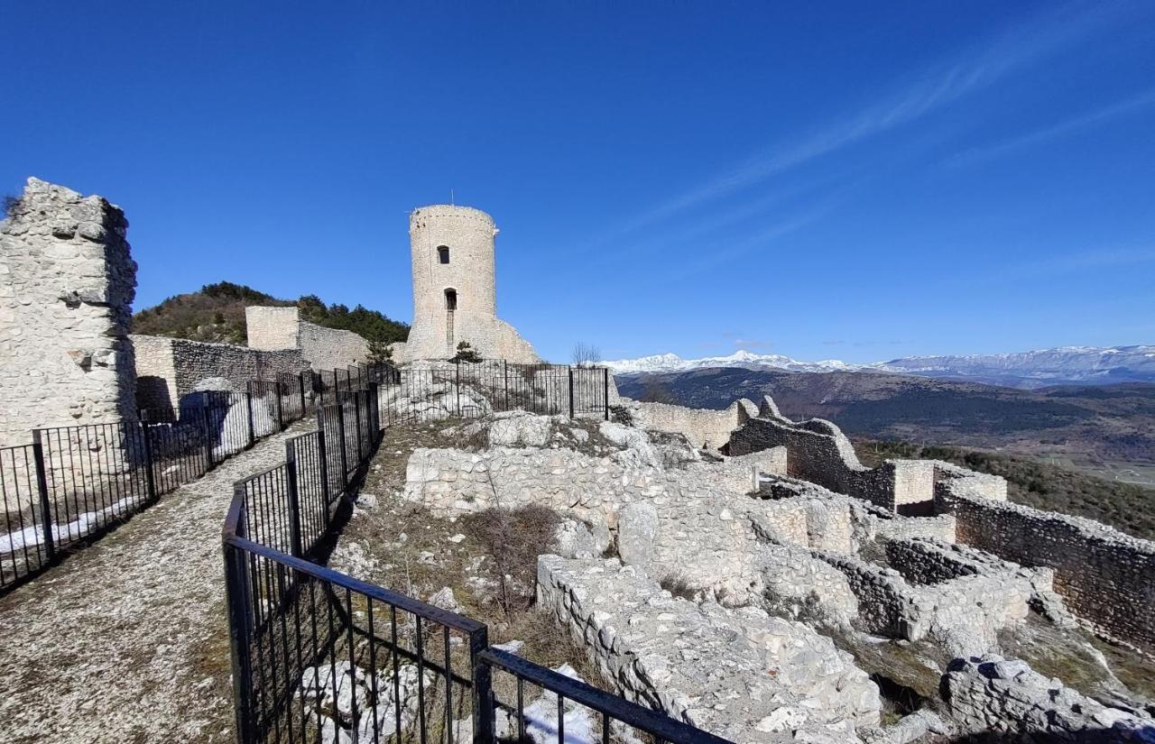 Sognando Bominaco - Dimora Il Milord Villa Exterior photo